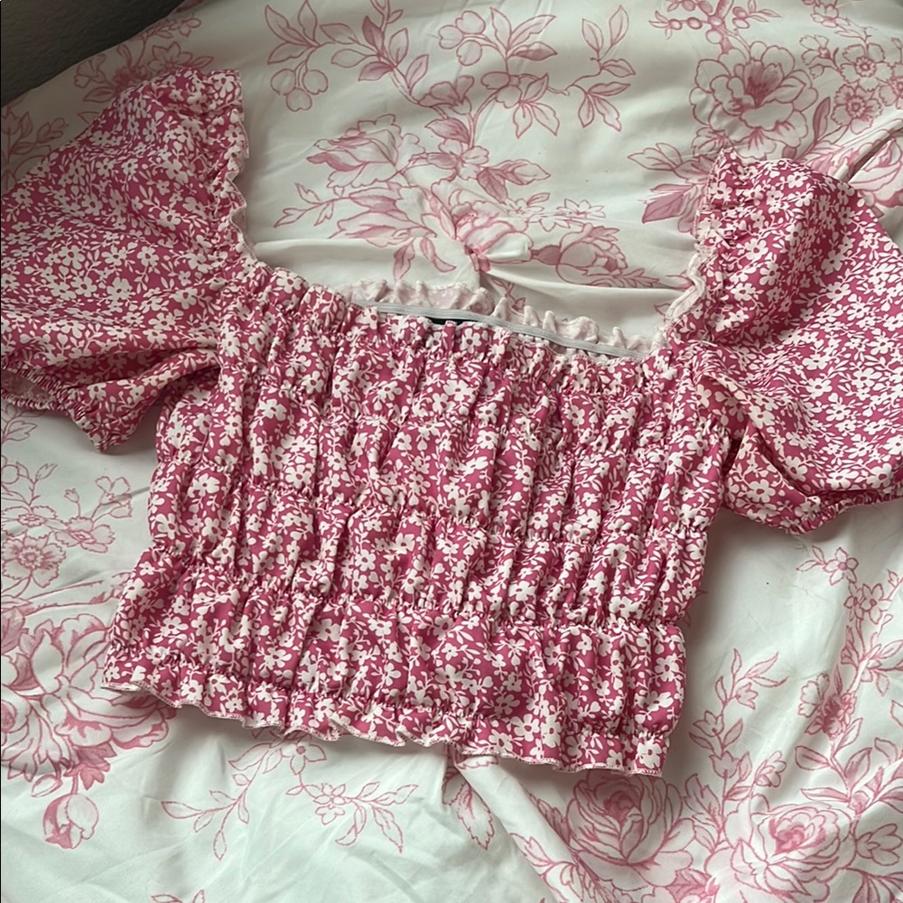 SHEIN Pink Puff Sleeve Smocked Blouse